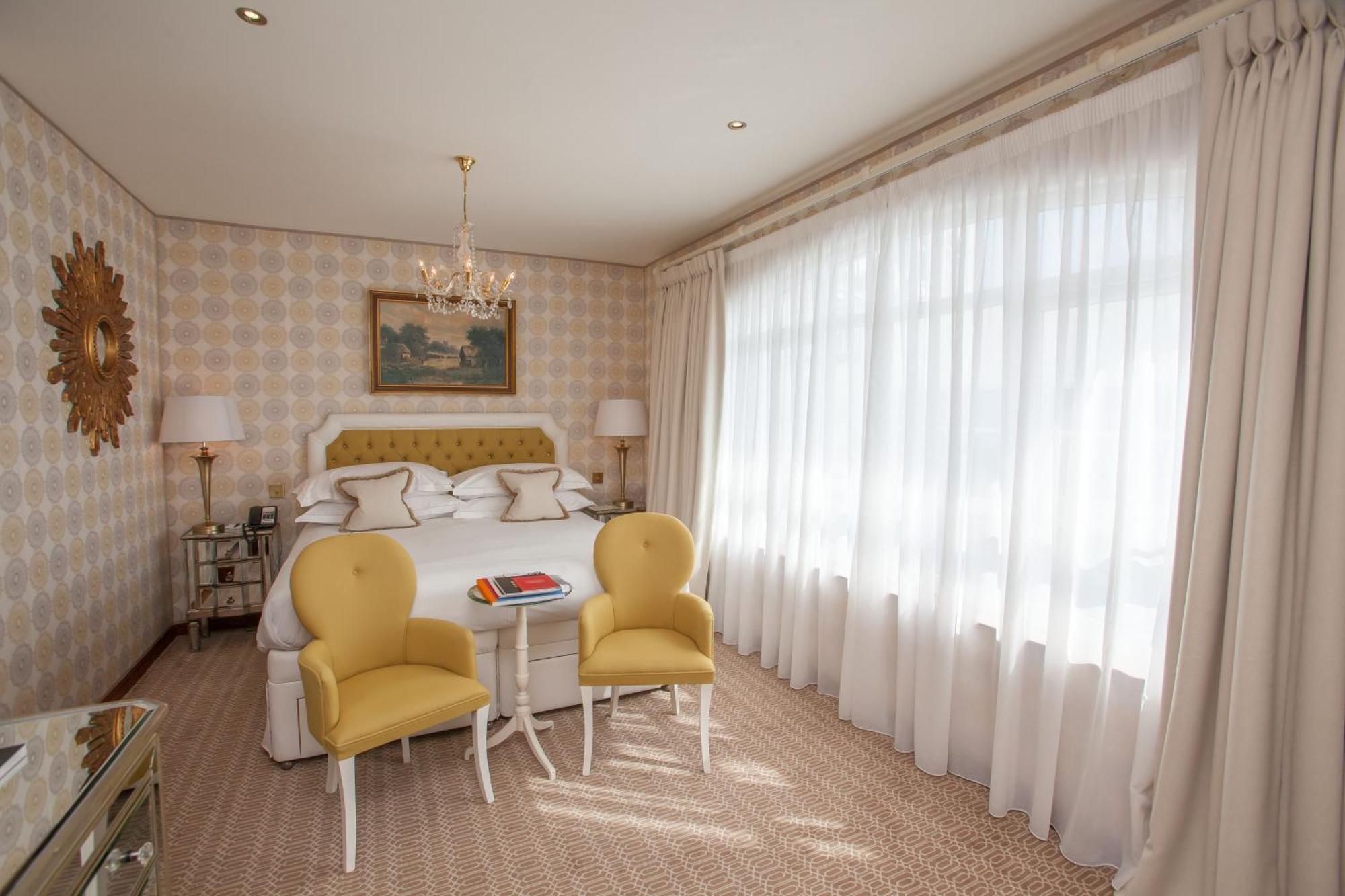 Duke Of Richmond Hotel Saint Peter Port Екстериор снимка